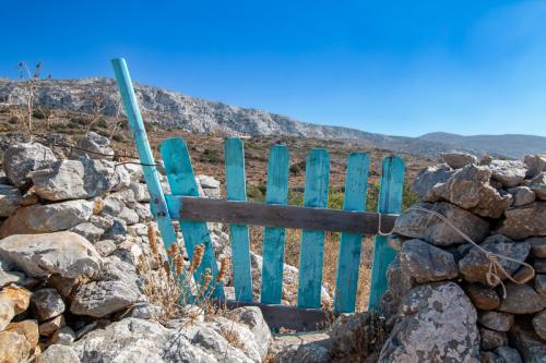 Entre Lagada et Aegialis